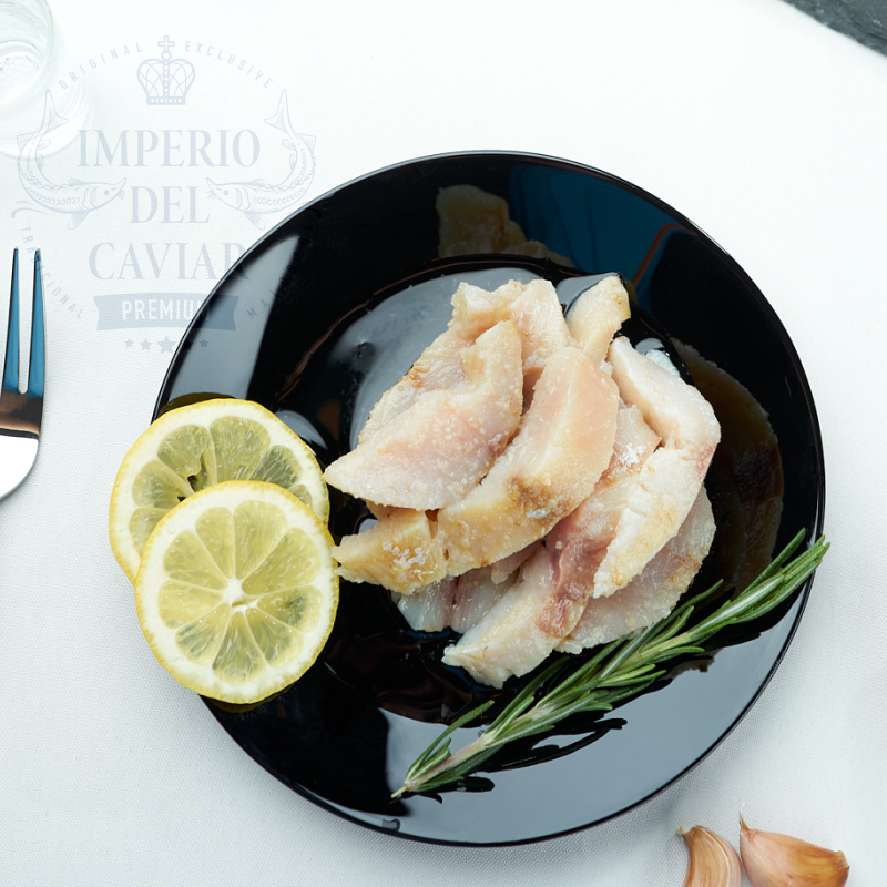 Rodajas de Filete de Omul con Aceite y Ajo (Congelado)